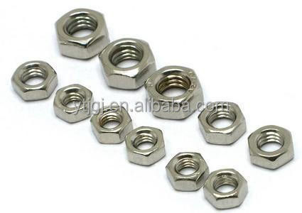 DIN933/931 견과류 및 휠러와 함께 헥사곤 볼트 등급 4.8/6.8/8.8/10.9 10mm-300mm